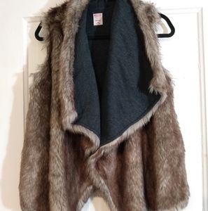 Mossimo Faux Fur Reversible Vest szM